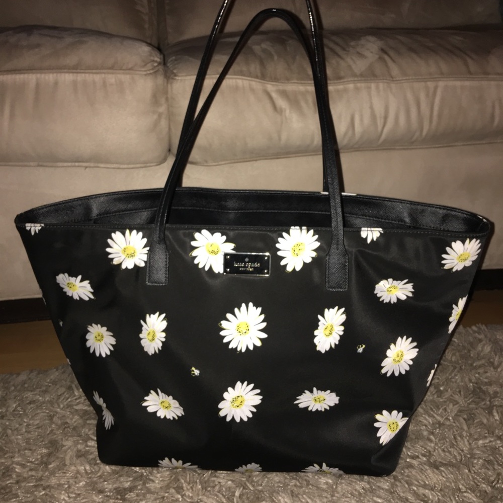 Kate Spade Daisy Dot tote